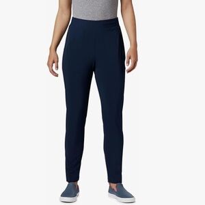 Columbia Women's Tidal Ii Pant in Collegiate Navy Size XS Regular